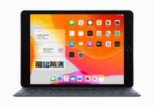 Apple_iPadOS-iPad-7th-Gen-Availability_Smart-Keyboard_092419_big.jpg.large