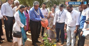 Mr. Aditya Puri, MD, HDFC Bank @25 years to plant 25 lakh trees